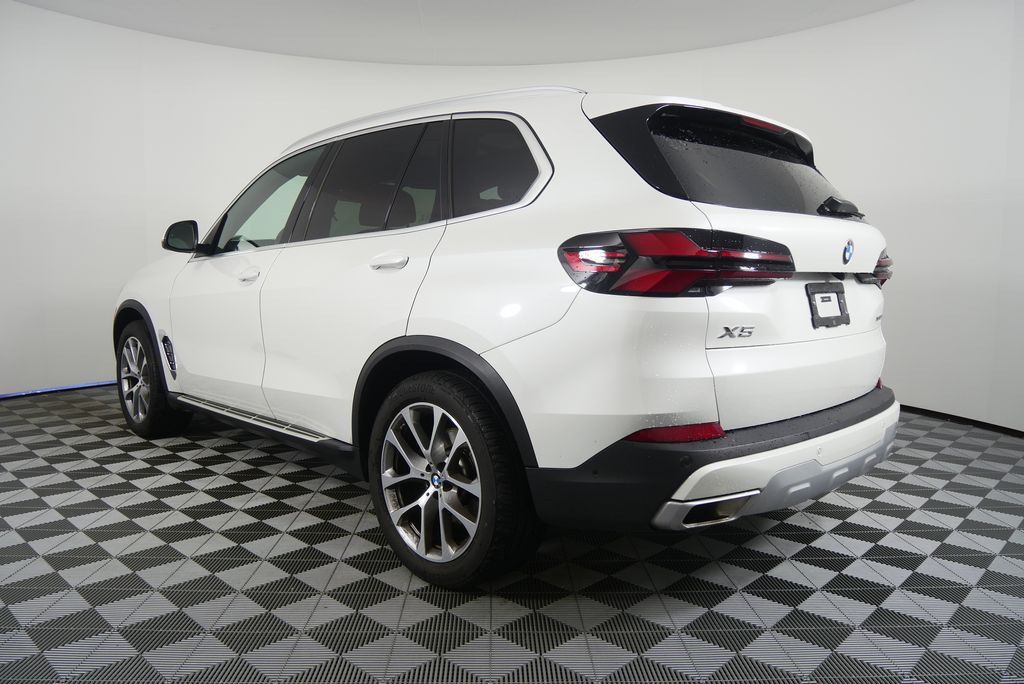 Thumbnail: 2025 BMW X5 - 5