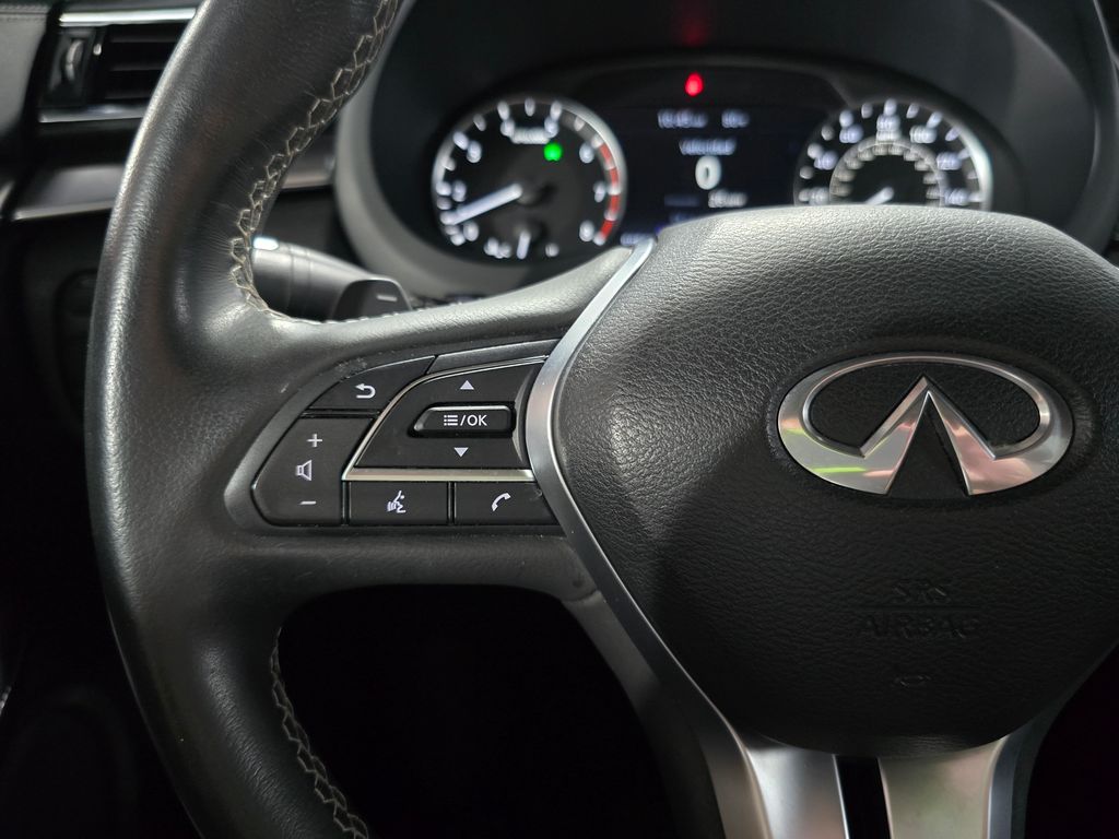 Thumbnail: 2022 INFINITI QX55 - 16