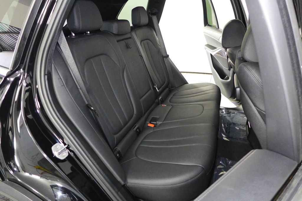 Thumbnail: 2020 BMW X5 - 19