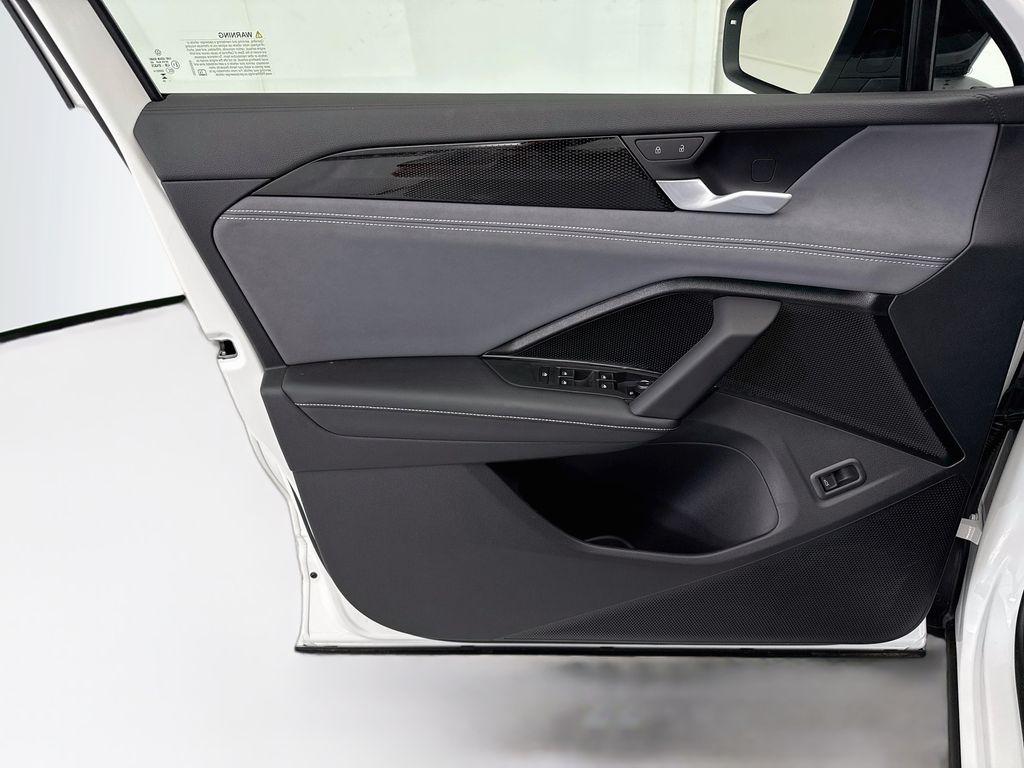 Thumbnail: 2026 Volkswagen Tiguan - 22