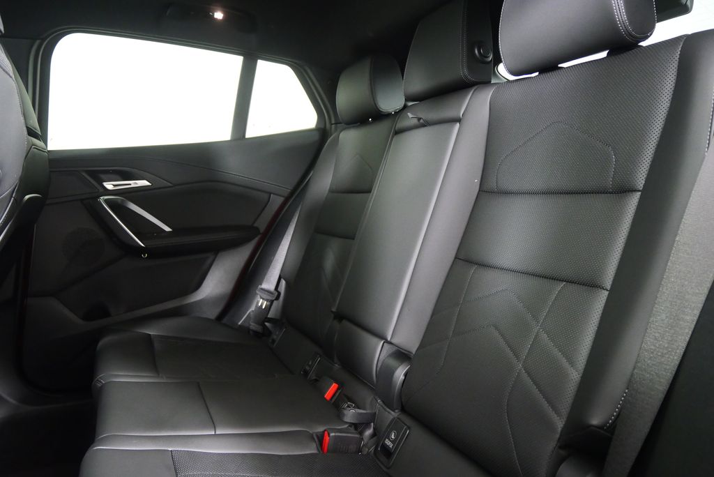 Thumbnail: 2024 BMW X2 - 16