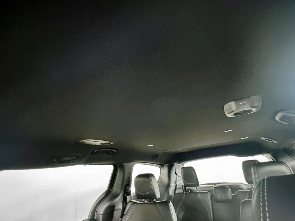 New 2026 Black Chrysler Select image 14