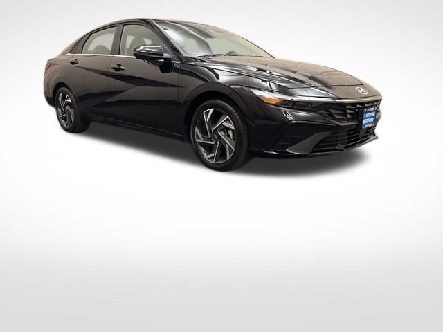 New 2025 Hyundai Elantra For Sale in Bedford, OH