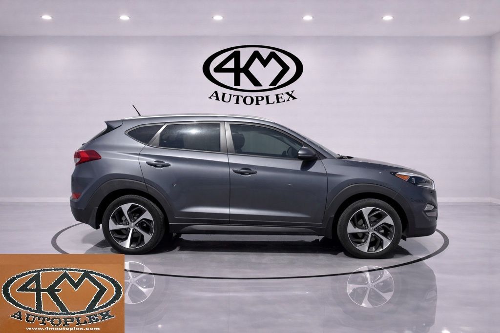 2016 Hyundai Tucson 1.6T Sport FWD with Beige Seats
