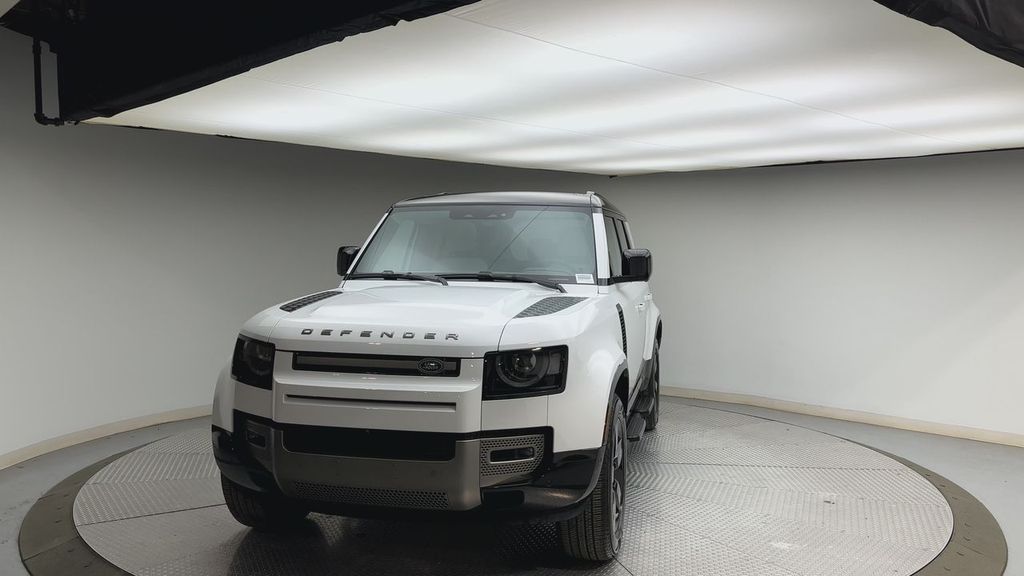Thumbnail: 2025 Land Rover Defender - 7