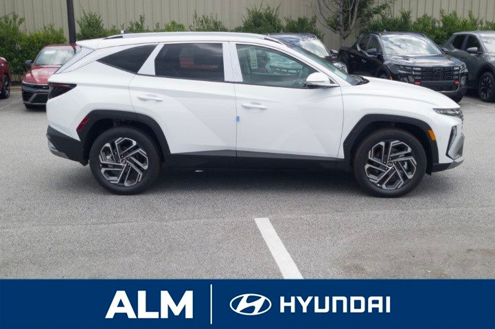2025 Hyundai Tucson Hybrid Limited photo 4