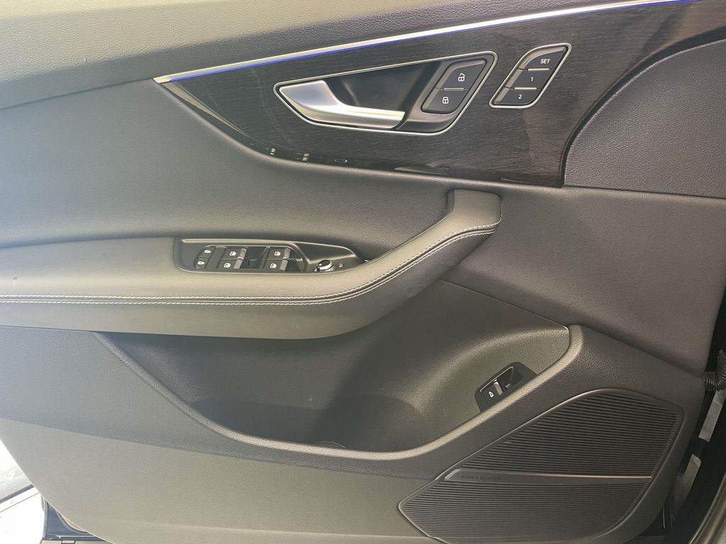 2025 Audi Q7 55 Premium Plus Blue at Audi Porsche Sewickley