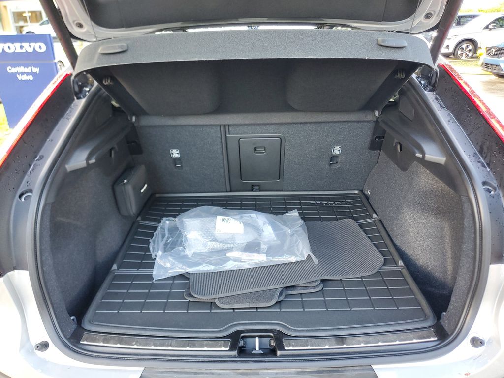 used 2023 Volvo C40 Recharge Pure Electric car, priced at $24,695