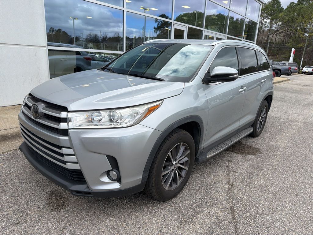 2019 Toyota Highlander XLE FWD
