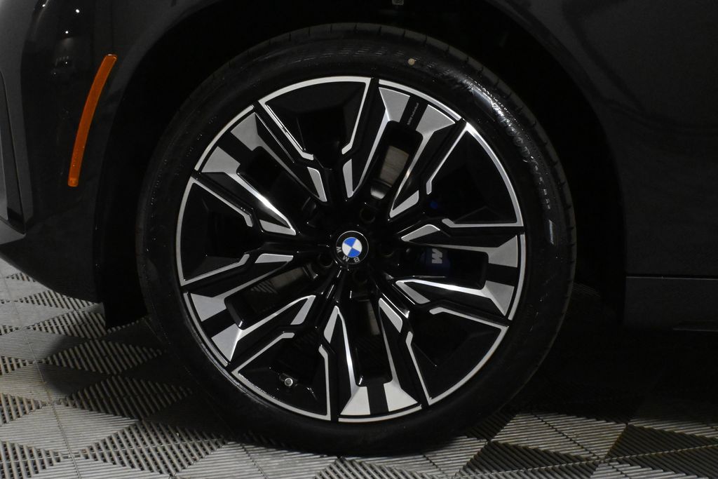Thumbnail: 2025 BMW X3 - 12