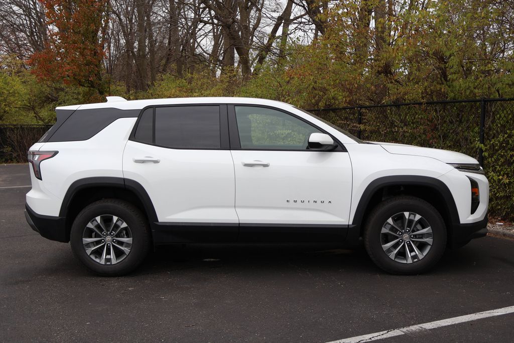 2025 Chevrolet Equinox LT 9