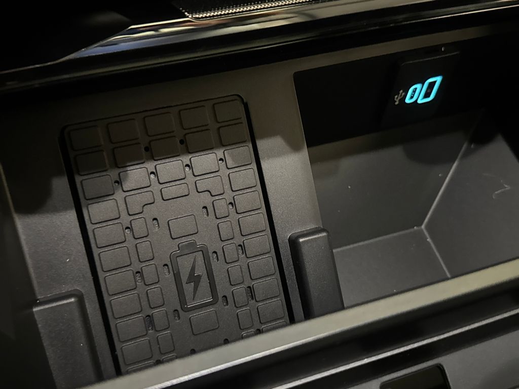 New 2026 Black Ford Lariat image 36