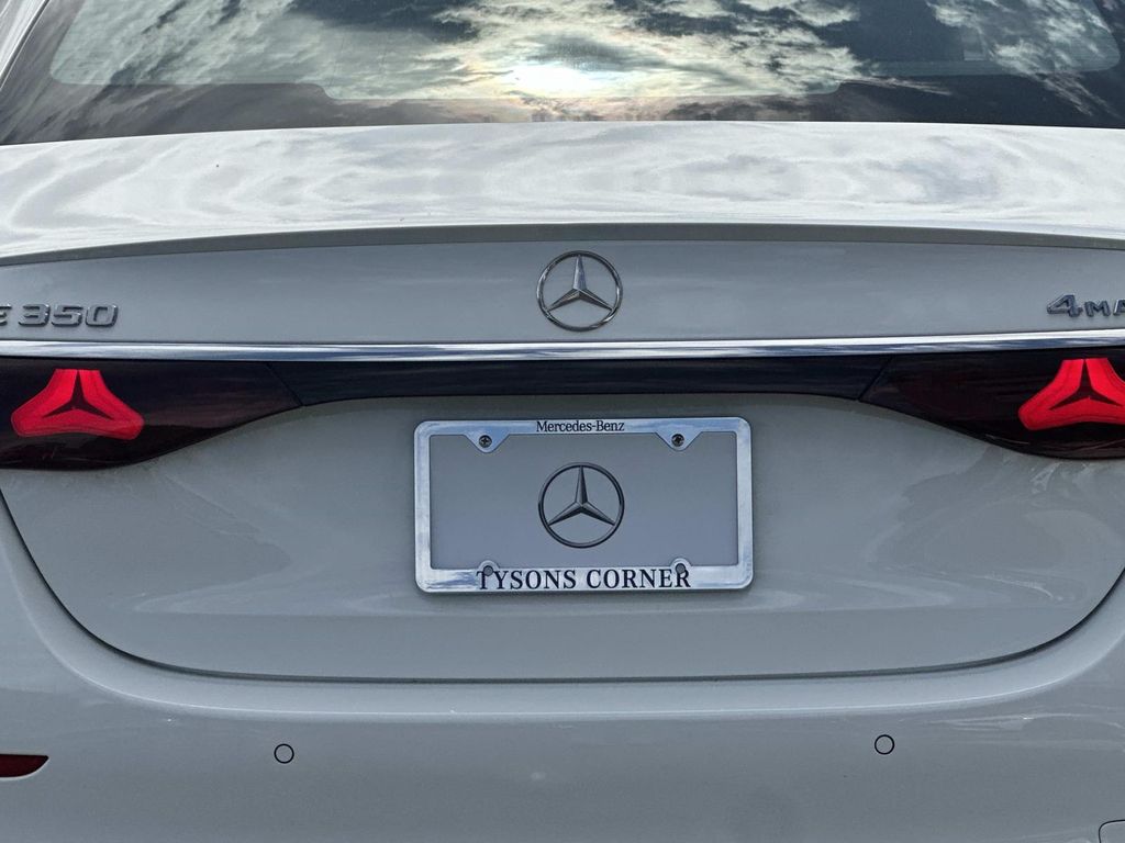 Thumbnail: 2025 Mercedes-Benz E-Class - 14