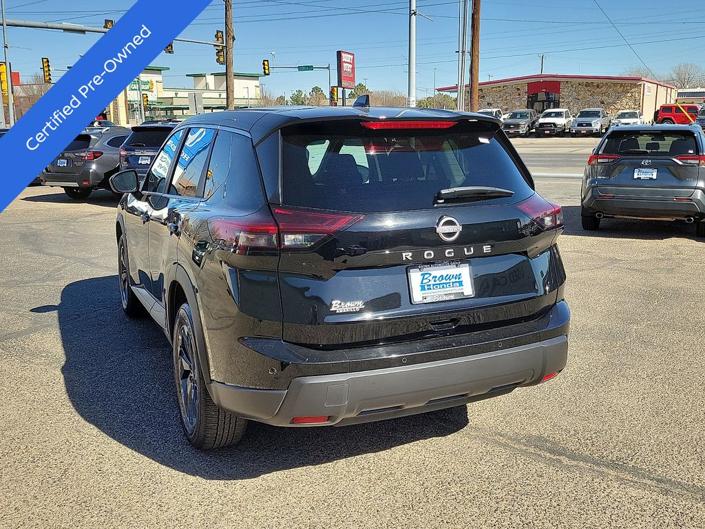 2025 Nissan Rogue SV - 7