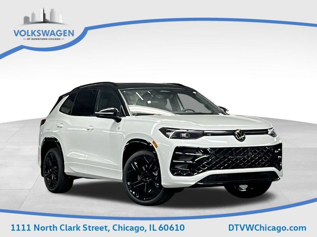 2026 Volkswagen Tiguan SE R-LINE BLACK's photo