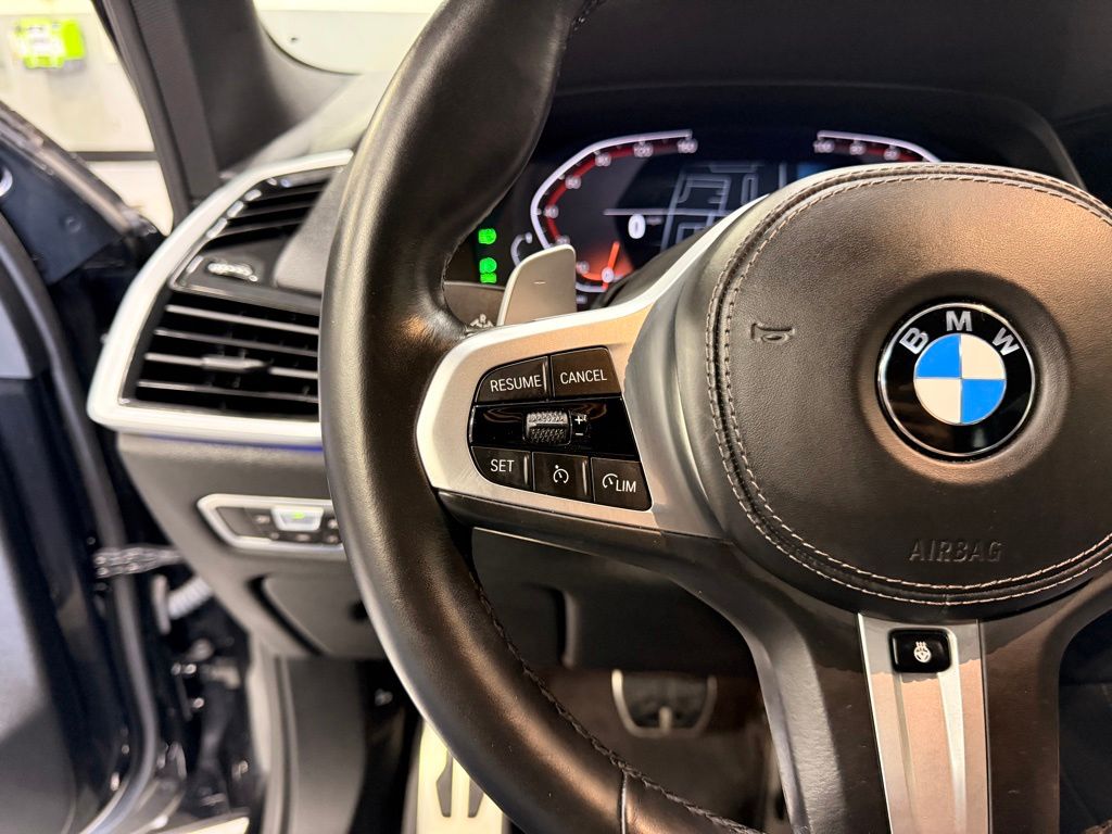Thumbnail: 2022 BMW X5 - 13