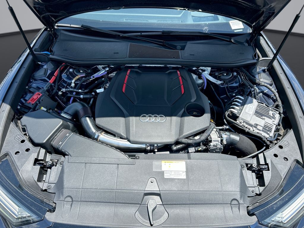 Thumbnail: 2021 Audi S6 - 14