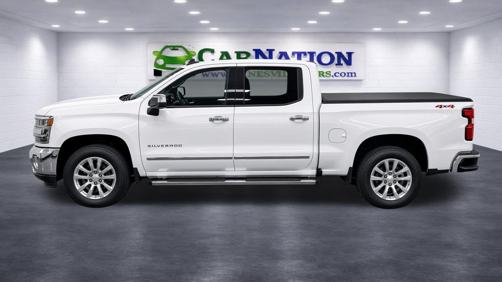 Photo 3 of 2017 Chevrolet Silverado 1500 LTZ