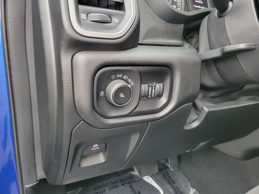 Thumbnail: 2019 RAM 1500 - 24