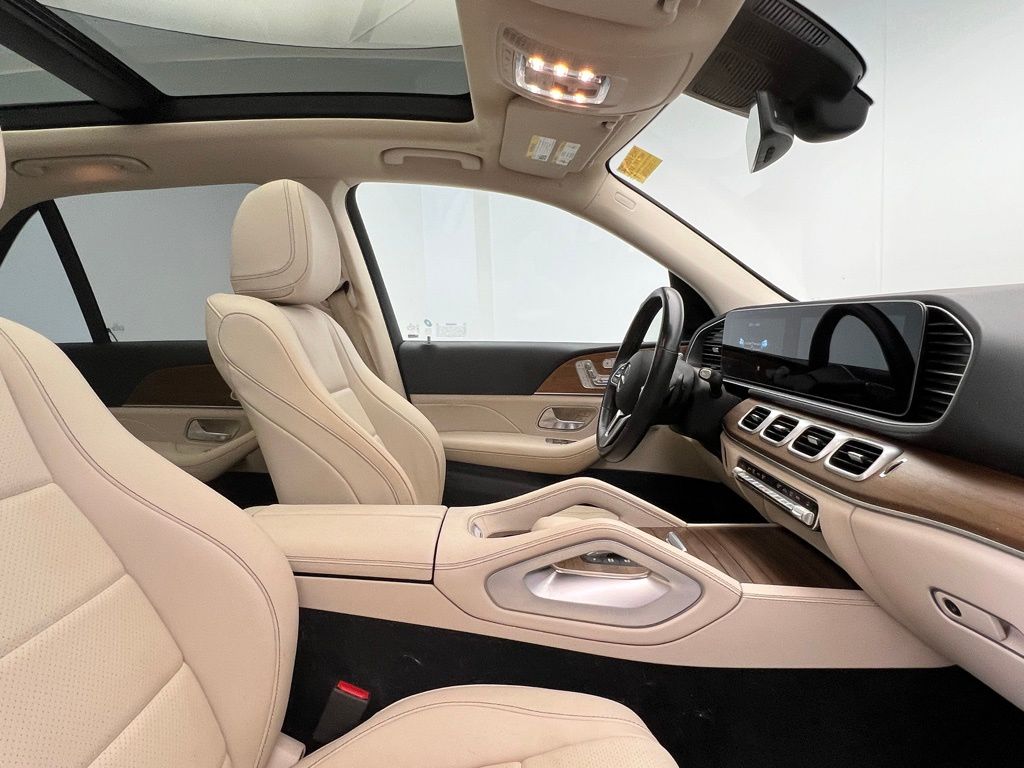 Thumbnail: 2023 Mercedes-Benz GLE - 6