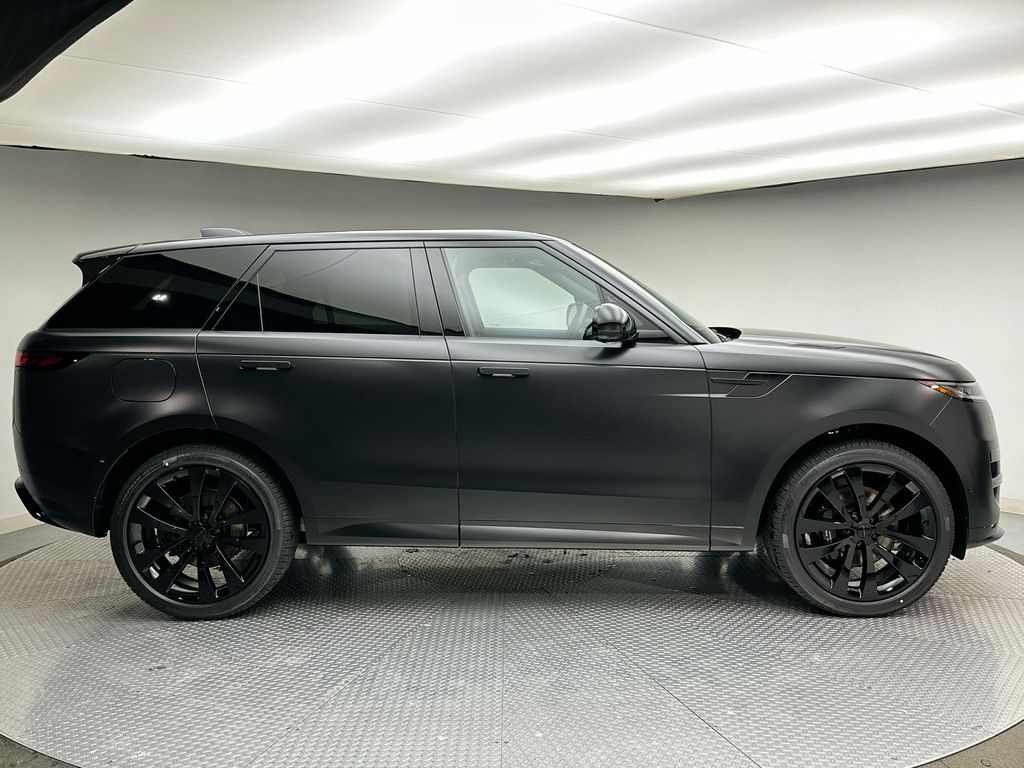 Thumbnail: 2026 Land Rover Range Rover Sport - 4