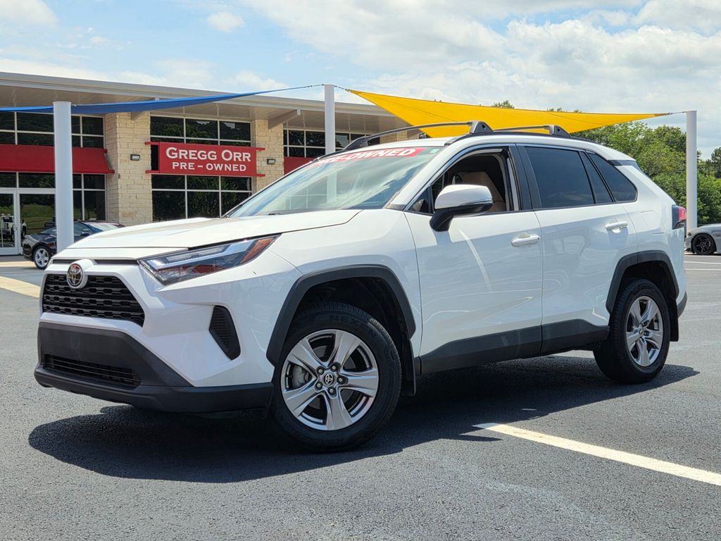 2022 Toyota RAV4 XLE AWD