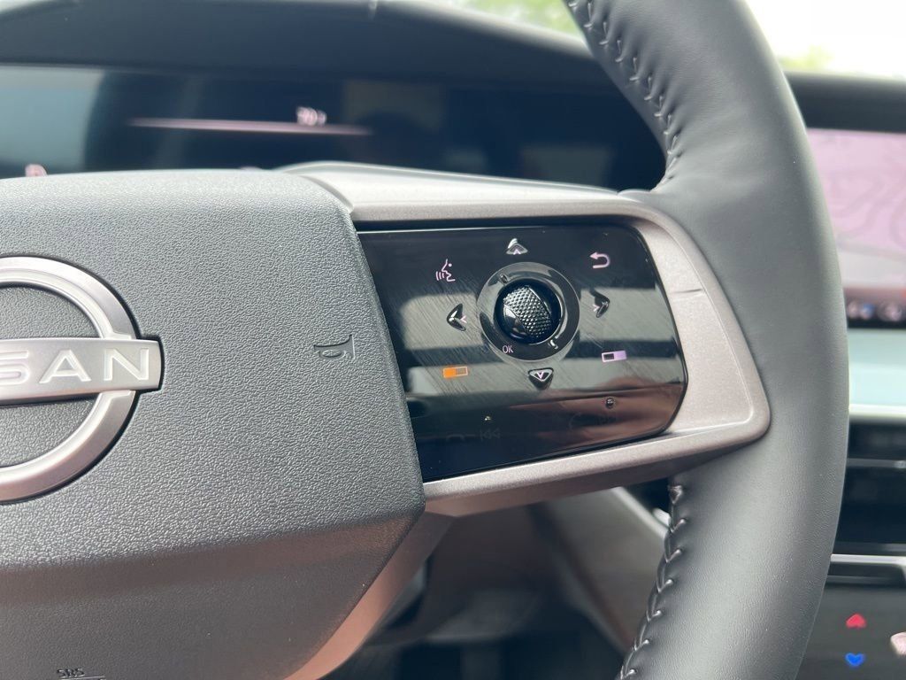 2025 Super Black Nissan Murano Platinum AWD SUV