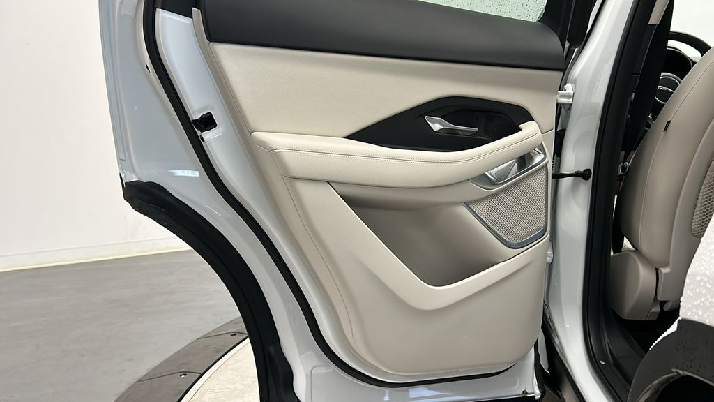 2021 Jaguar E-Pace SE 23