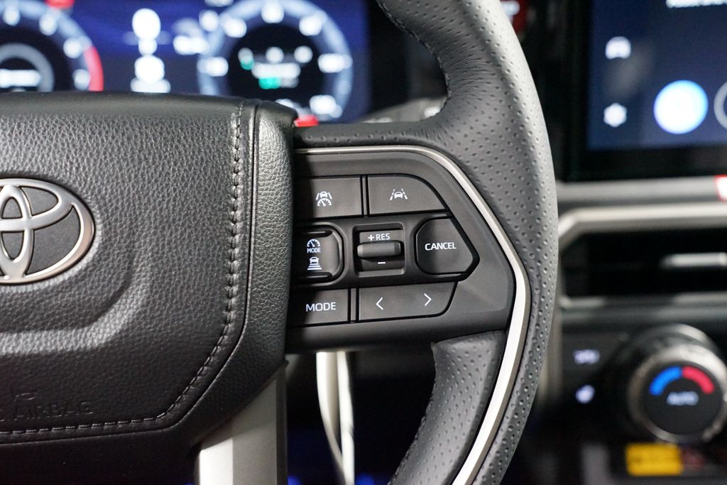 Thumbnail: 2026 Toyota 4Runner - 14