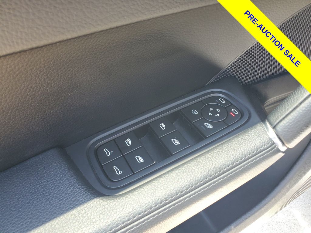Used 2023 Porsche Cayenne SUV