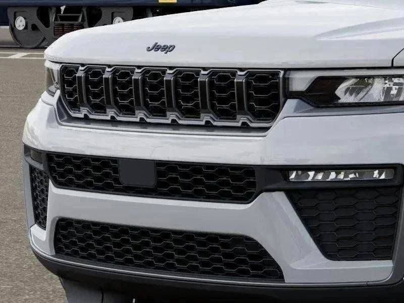 New 2026 Jeep Grand Cherokee SUV