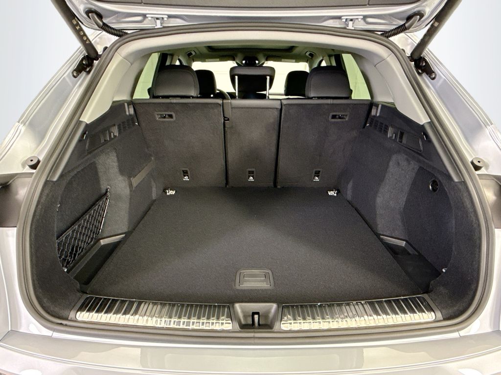 Thumbnail: 2026 Audi Q5 - 27