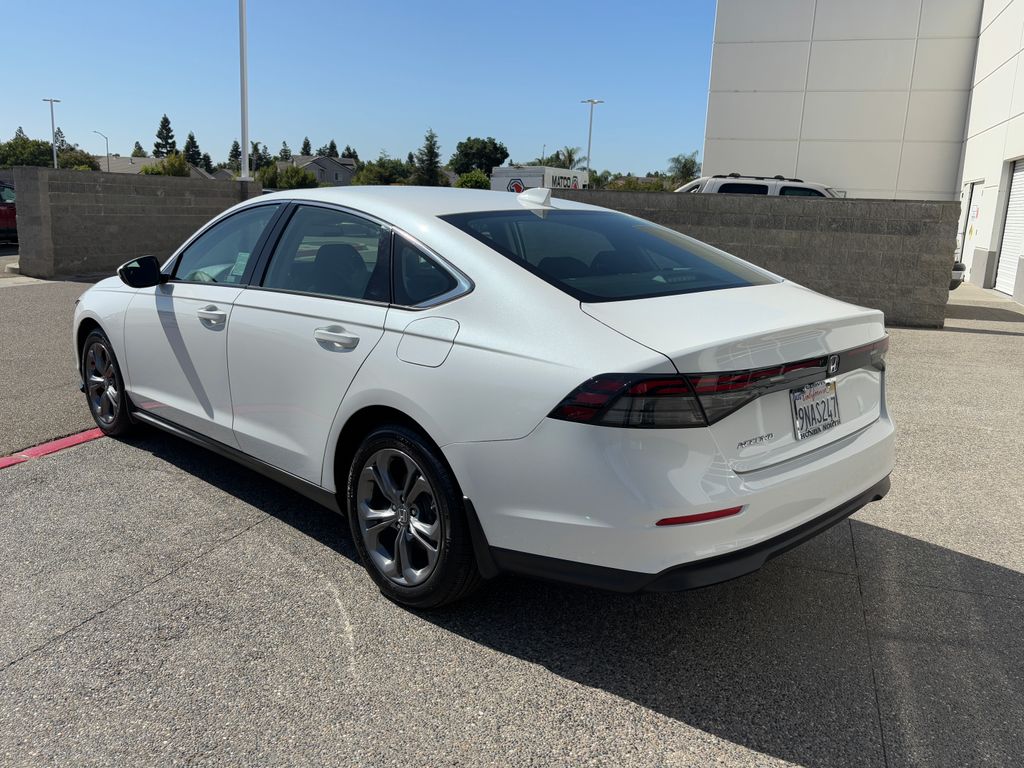 2024 Honda Accord EX 7