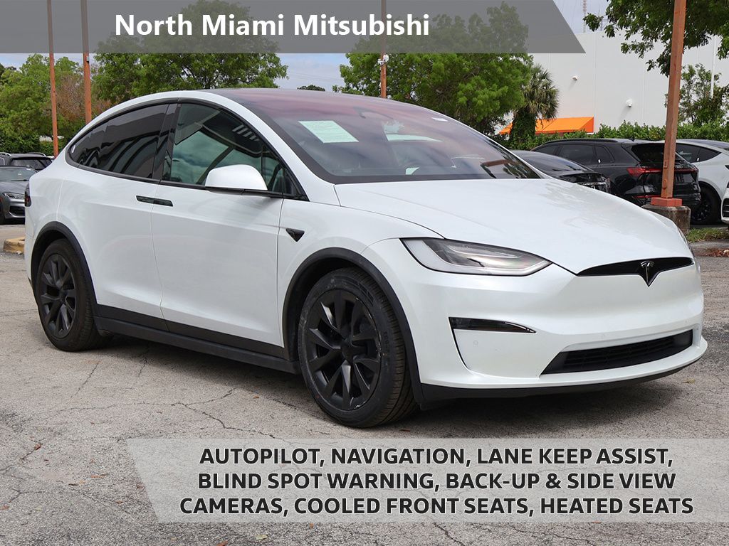 2023 Tesla Model X Long Range's photo