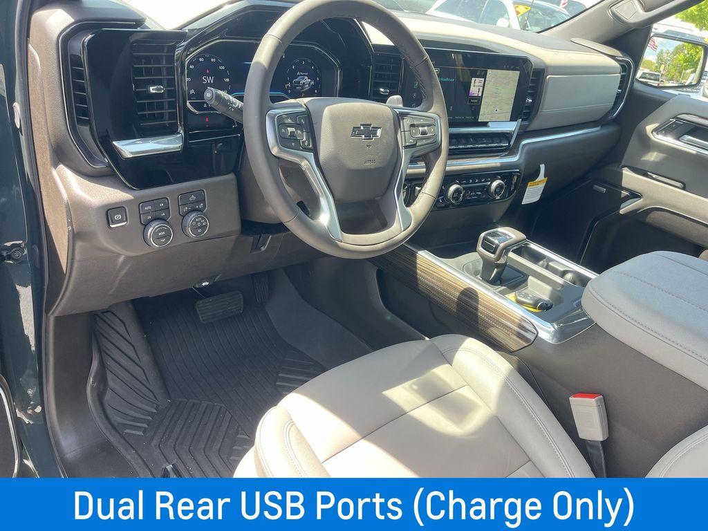 2025 Chevrolet Silverado 1500 LT Trail Boss photo