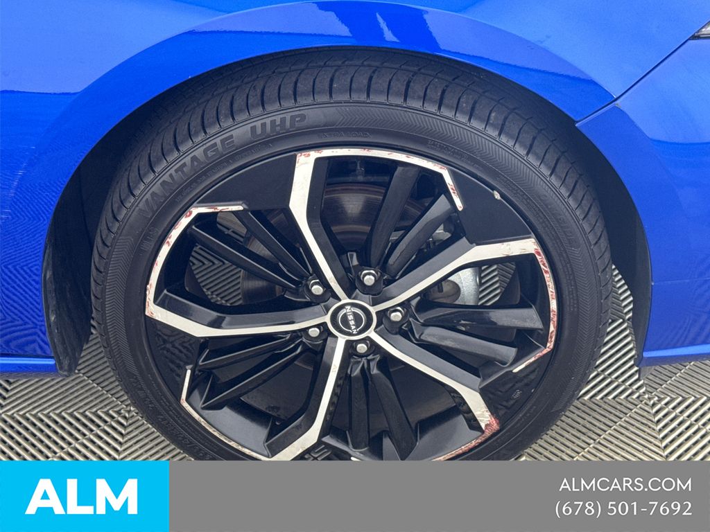 Used 2025 Blue Nissan 2.5 SR image 16