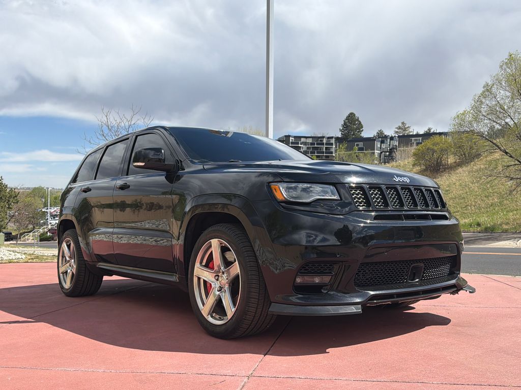 Diamond Black Crystal Pearlcoat 2017 Jeep Grand Cherokee SRT 4WD SUV / Crossover Four-Wheel Drive 8-Speed Automatic