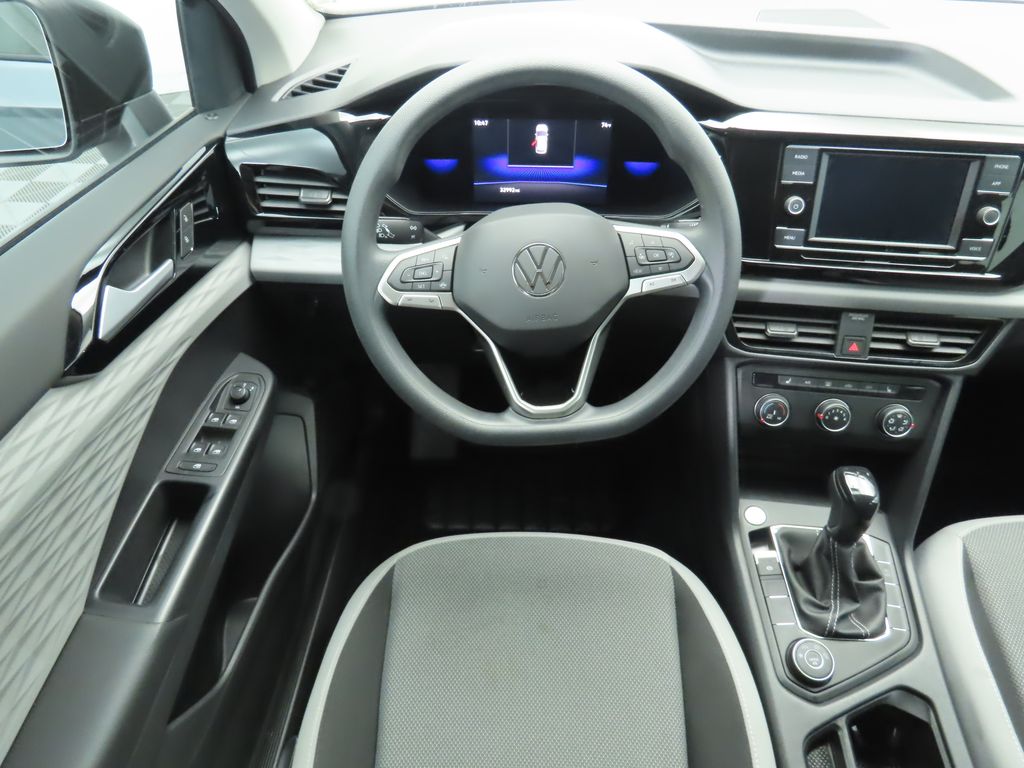 2022 Volkswagen Taos S 11