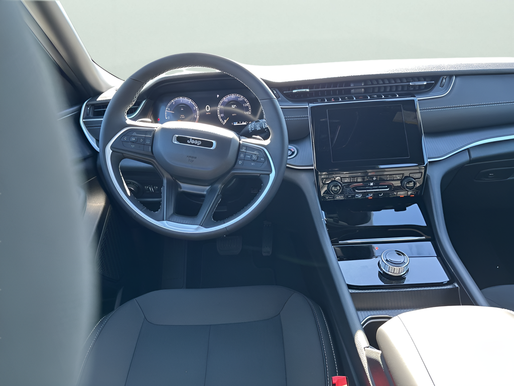 New Car 2025 Jeep Grand Cherokee  For Sale Under $40,000 In Austin, Texas