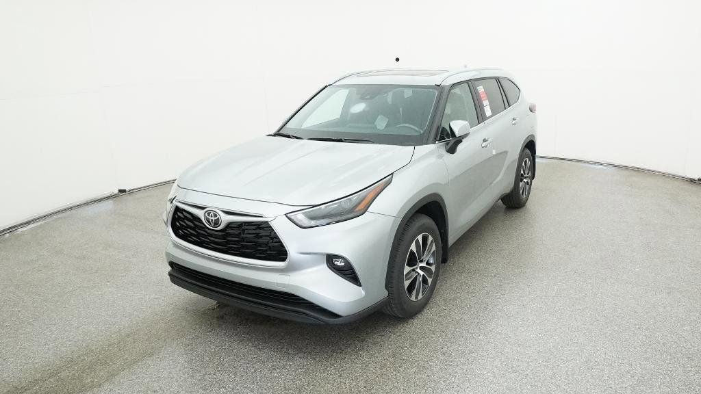 Thumbnail: 2025 Toyota Highlander - 26
