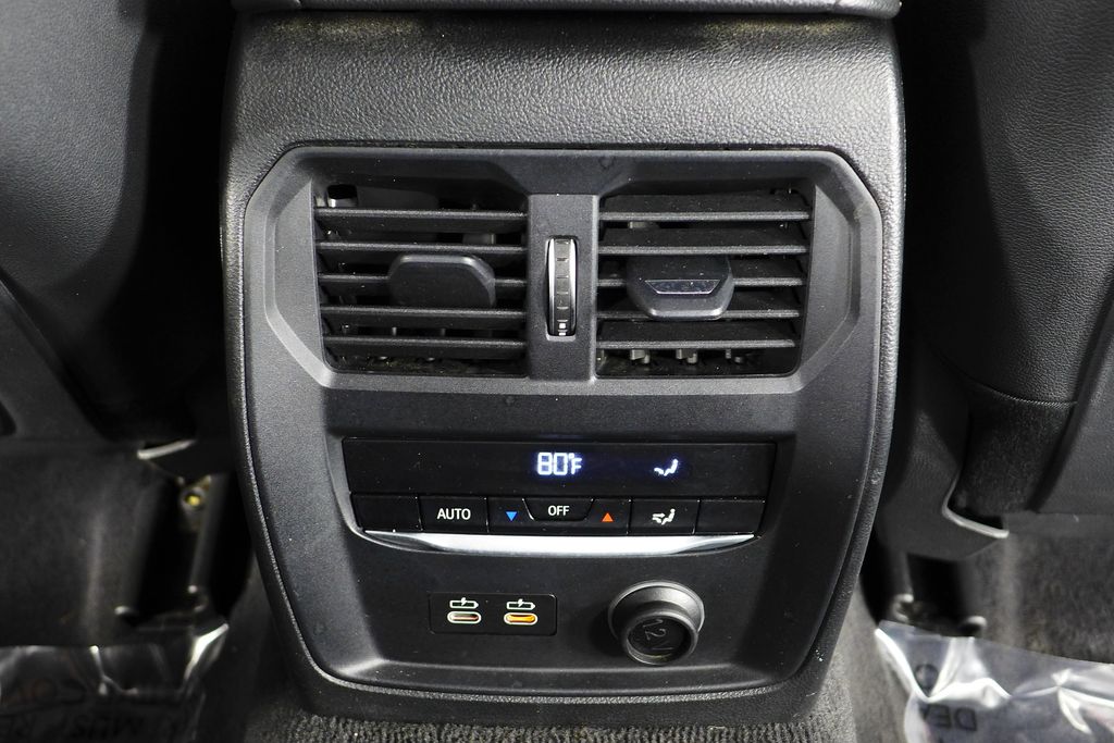 Thumbnail: 2019 BMW 3 Series - 24