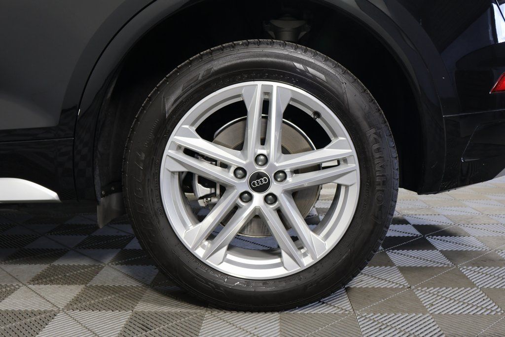 Thumbnail: 2024 Audi Q5 - 16