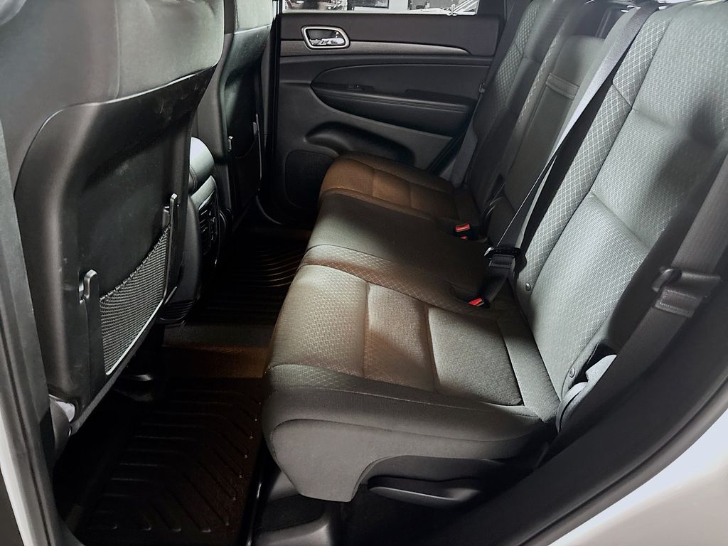 2018 Jeep Grand Cherokee Laredo E