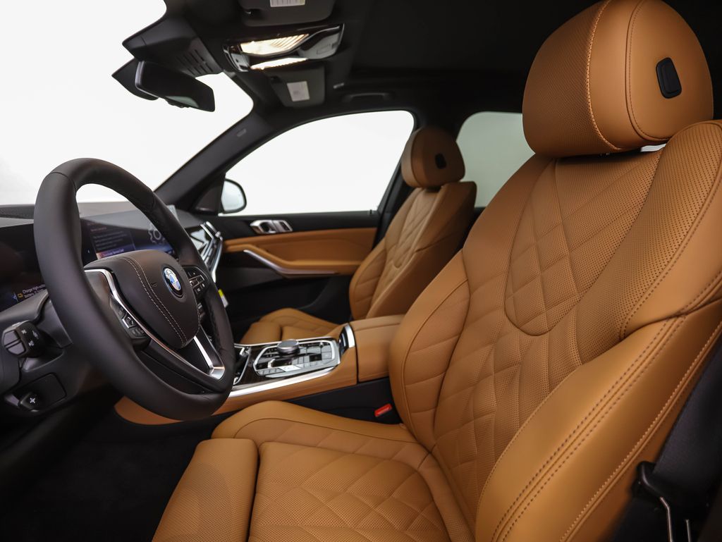 Thumbnail: 2026 BMW X5 - 11