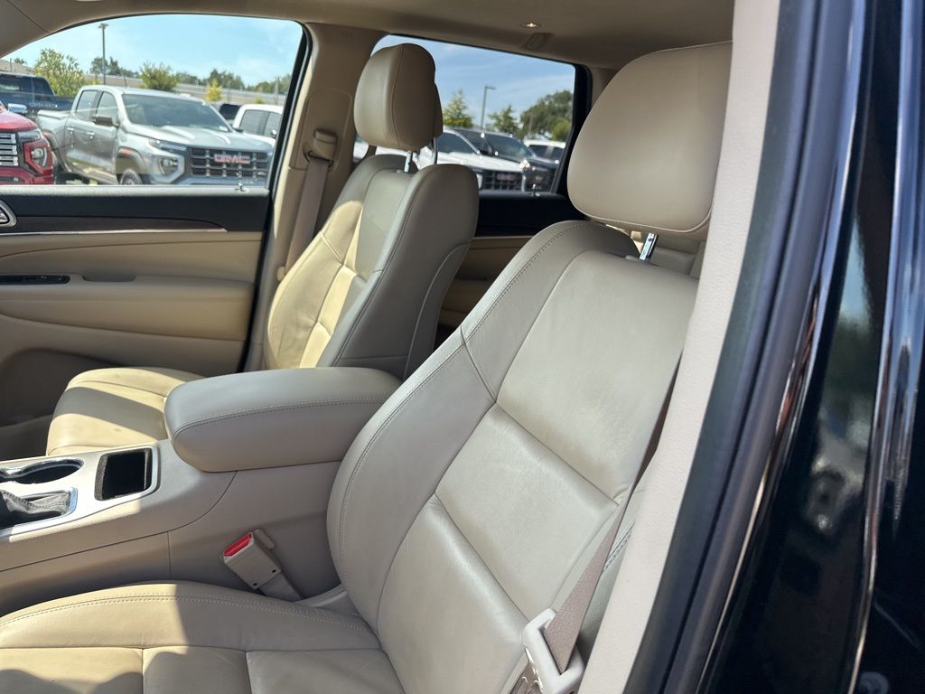 Used Car 2017 Jeep Grand Cherokee  Limited For Sale In Austin, Texas