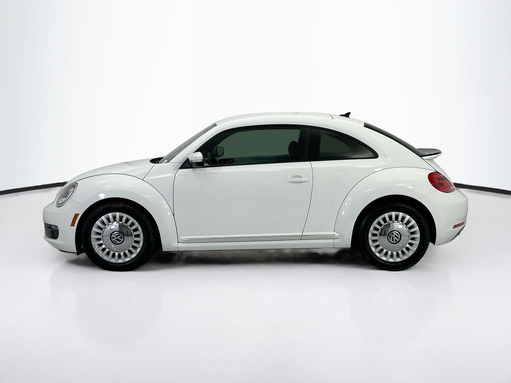 Thumbnail: 2016 Volkswagen Beetle - 8