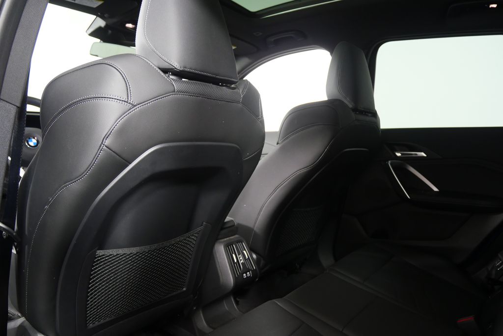Thumbnail: 2023 BMW X1 - 16