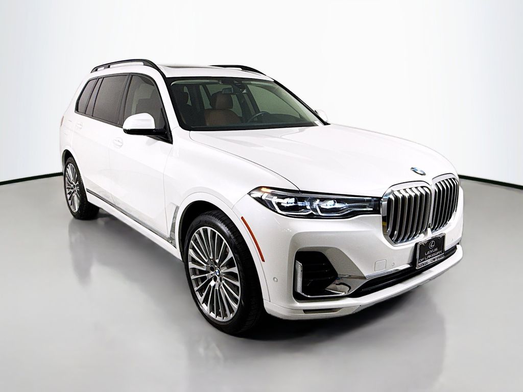 Thumbnail: 2021 BMW X7 - 3