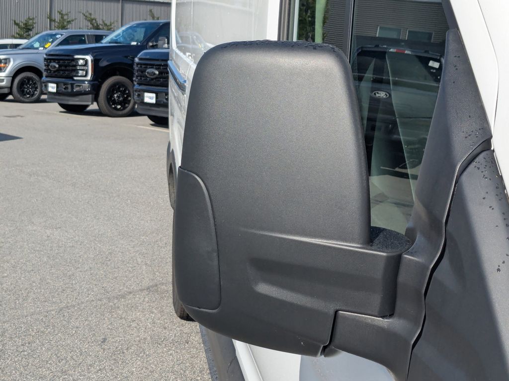 2025 Ford Transit 250