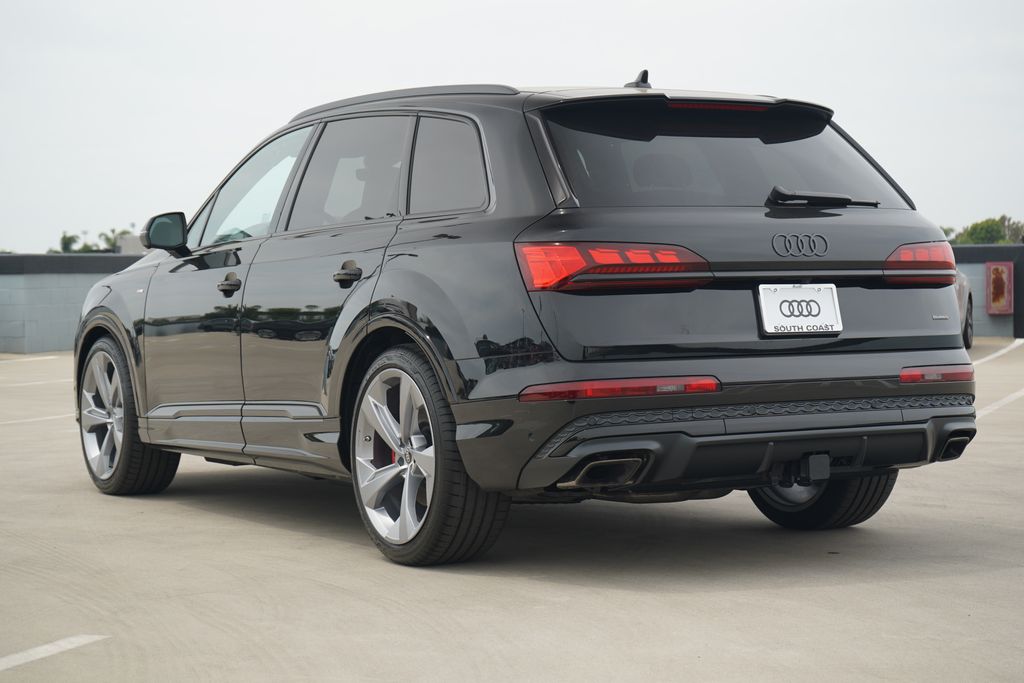 Thumbnail: 2026 Audi Q7 - 3